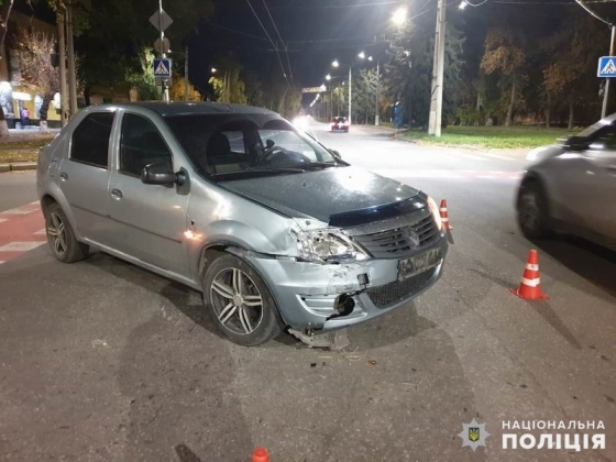 На перекрестке в Краматорске столкнулись Daewoo та Renault: двое пострадавших