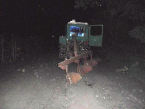 В Лиманском районе легковушка столкнулась с трактором, один человек погиб