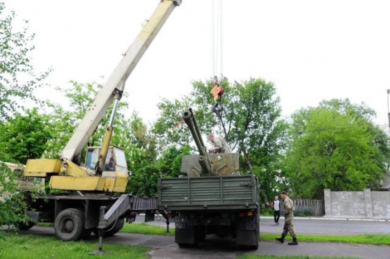 В Славянский музей вернули украденную боевиками технику
