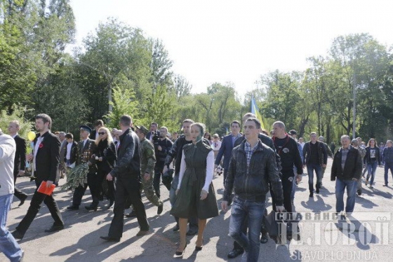 В Славянске нардепа Королевскую облили зеленкой