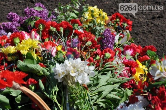 Краматорская «Свобода» очищала митинг от георгиевских лент