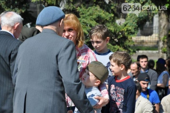 Краматорская «Свобода» очищала митинг от георгиевских лент