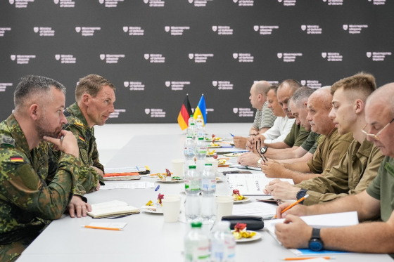 Представники міністерств оборони України і Німеччини обговорили постачання зброї та ремонт військової техніки