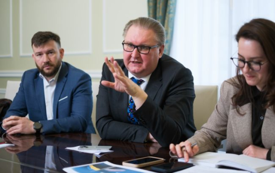 У Мінекономіки назвали вигоди у разі запровадження зони вільної торгівлі з США