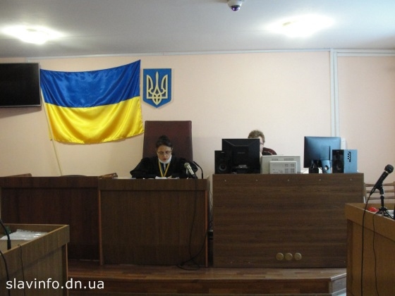 Суд принял решение о приводе Жана Кима полицией