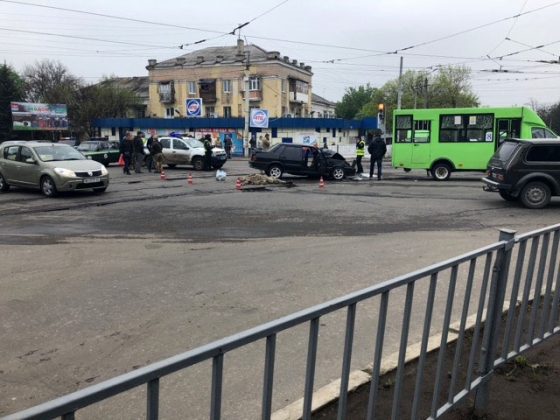 В Краматорске в ДТП попали военнослужащие, есть жертвы