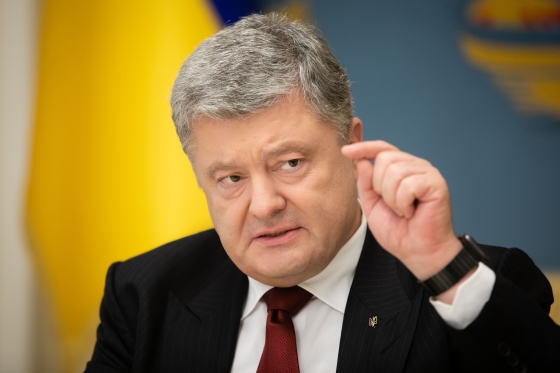 Никаких ограничений конституционных прав не будет, если не произойдет открытого вторжения РФ, - Порошенко