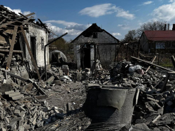 Щонайменше 2 людини загинули і 2 поранені внаслідок сьогоднішніх обстрілів Донеччини