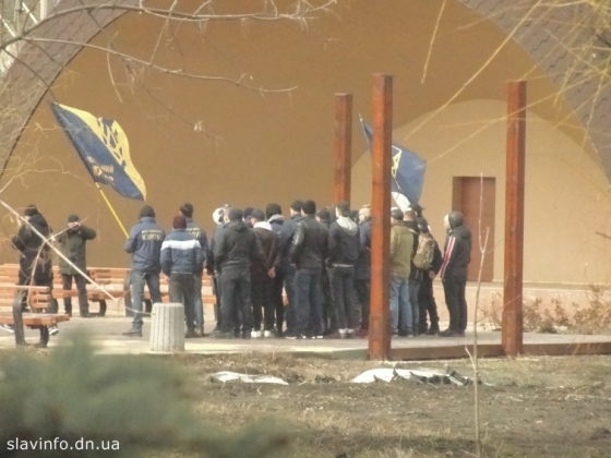 «Национальный корпус» ожидал Петра Порошенко в Славянске 