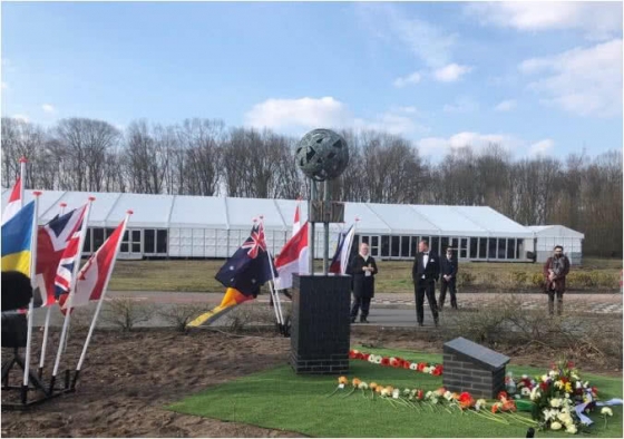 В Нидерландах открыли мемориал жертвам катастрофы MH17