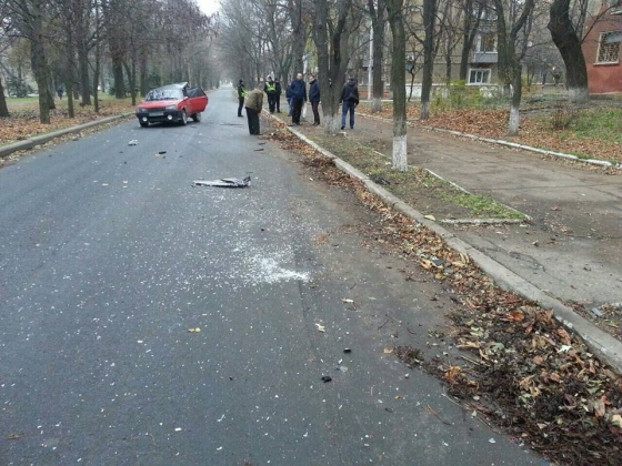 В Краматорске полицейский влетел в ВАЗ, есть пострадавшие