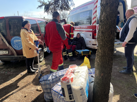 Гуманітарна місія «Проліска» продовжує вивозити людей з прифронтової території