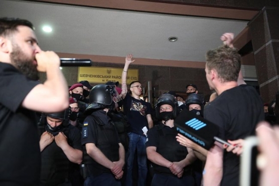 Избрание меры пресечения Стерненко отложили на 15 июня