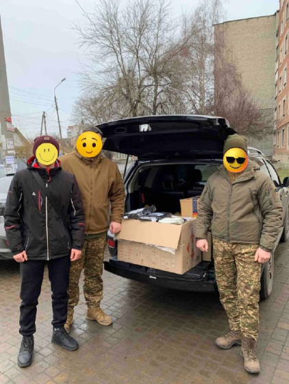 «Зігрій військового»: студентська молодь Донеччини вкотре підтримує захисників України