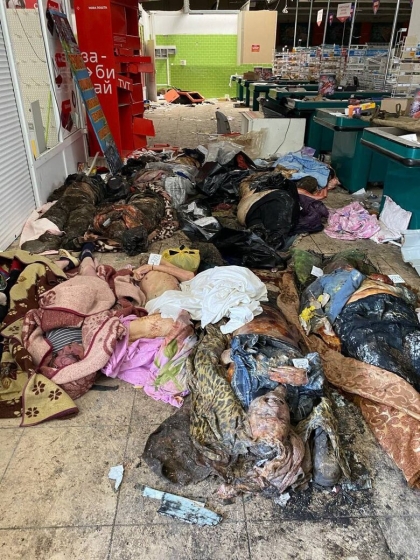 Рашисты обустроили &quot;трупосвалку&quot; в одном из супермаркетов Мариуполя, - Андрющенко (фото 18+)