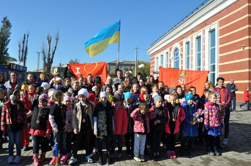 В Краматорске торжественно встретили победителей Всеукраинского детского танцевального фестиваля