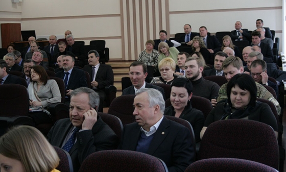 Донецкий мэр Александр Лукьянченко посетил в Краматорске встречу с вице-премьером