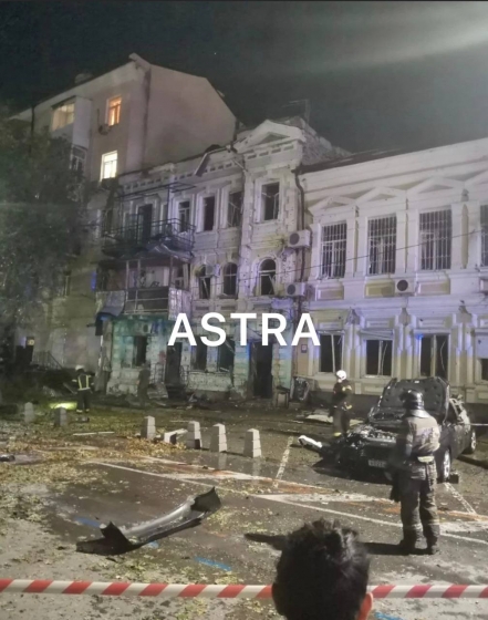 У Ростові пролунали вибухи, сталася пожежа, заявляють про атаку безпілотників