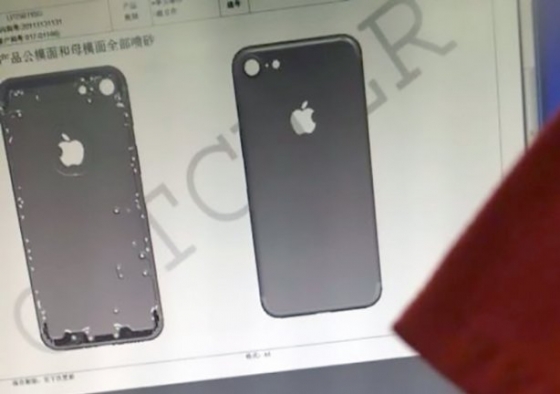 В сети появились первые фотографии корпуса iPhone 7 