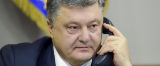 Порошенко вам позвонил и позвал на выборы? Где он взял ваш номер