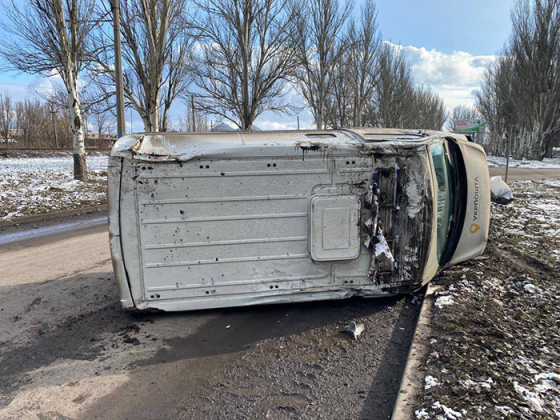 Під Покровськом росіяни обстріляли дроном авто «Укрпошти»