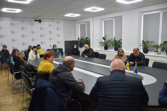 міський голова зустрівся з керівниками мережевих супермаркетів