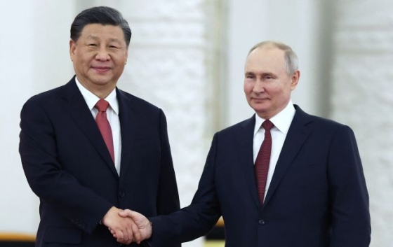 Китай має зробити вибір між Путіним і Заходом, - Держдеп США