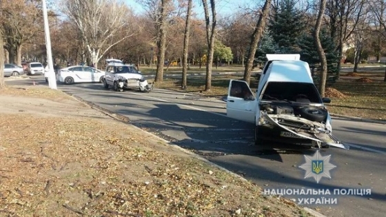 В результате ДТП в Краматорске перевернулся автомобиль
