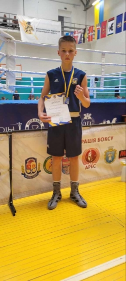 Спортсмен з Краматорська виборов золото на V Всеукраїнській літній Гімназіаді з боксу