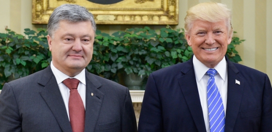 Порошенко подал в суд на BBC за клевету о встрече с Трампом