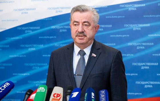 &quot;Командував&quot; артобстрілом позицій ЗСУ на камеру: депутат Держдуми РФ отримав підозру