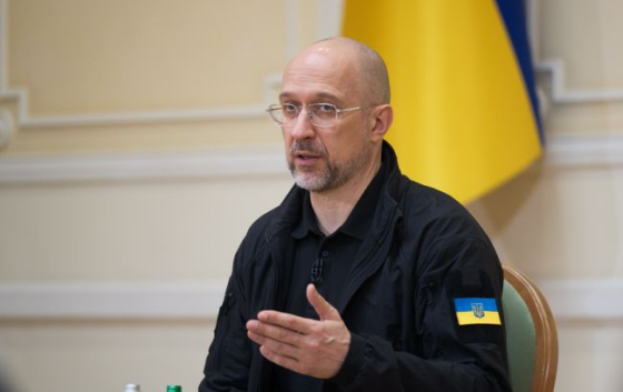 Ми забезпечуємо ЗСУ всім необхідним, незважаючи на будь-які обставини,- Шмигаль