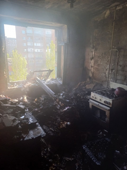 У Краматорську на пожежі врятовано чоловіка