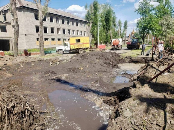 У Краматорську комунальники працюють над відновленням водопостачання Старого Міста