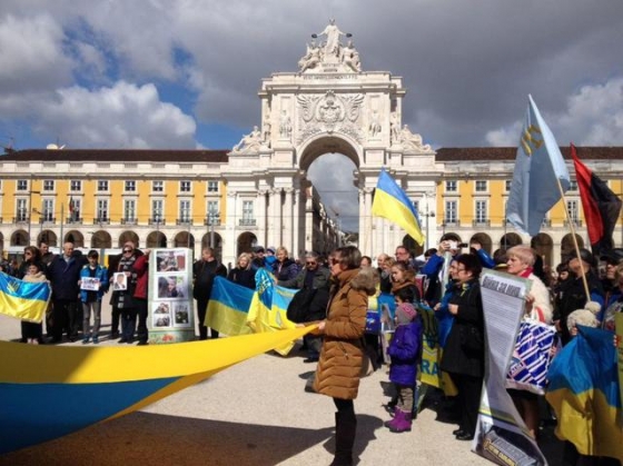 Марш протеста против российской агрессии в Украине: Лиссабон