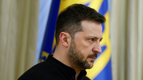 Зеленський про поступки територіями: Усе, що суперечить нашій Конституції, не може бути у жодних домовленостях