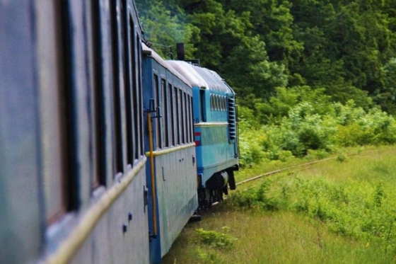 Евакуація з Донбасу триває за графіком, незважаючи на нічні обстріли поблизу вокзалу Покровська - УЗ 