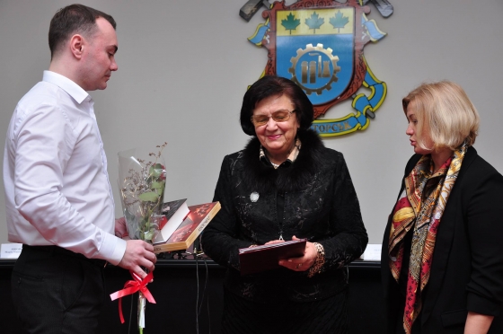Верховная Рада наградила грамотой учителя из Краматорска