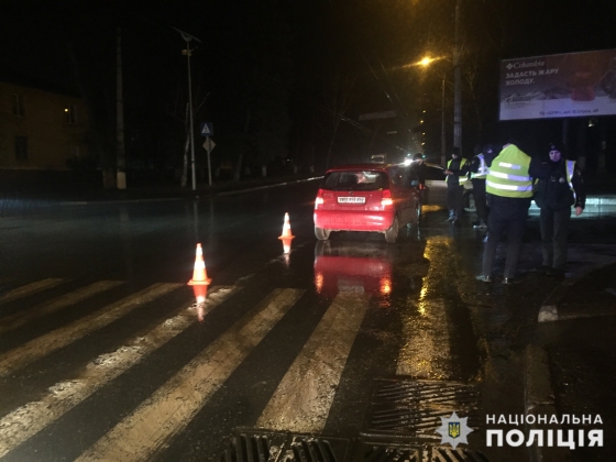 В Краматорске водитель KIA Picanto сбила женщину на пешеходном переходе 