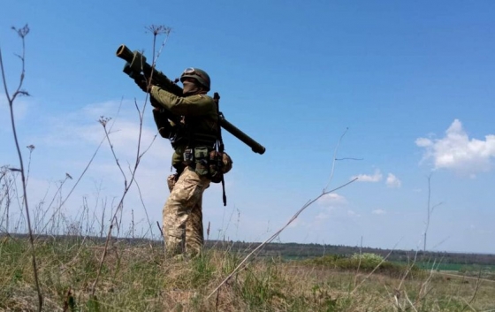 Ворог наступає на Лиманському, Бахмутському, Авдіївському та Новопавлівському напрямках, ЗСУ відбили атаки біля 14 населених пунктів, - Генштаб 