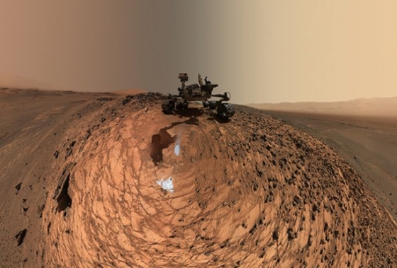 Curiosity сделал новые "селфи" на Марсе
