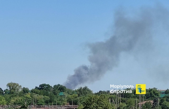 В окупованому Маріуполі горить база росіян