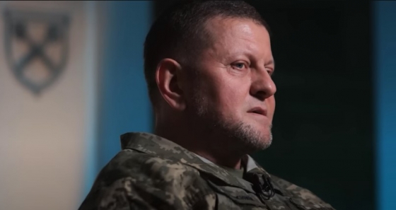 Позиційна війна – це тривала війна, яка несе величезні ризики для ЗСУ, а росію не варто недооцінювати, - Залужний у статті для The Economist