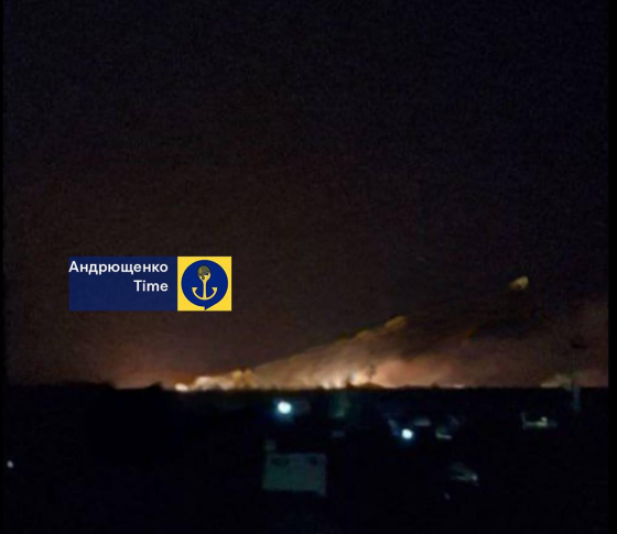В окупованому Маріуполі пролунали потужні вибухи: у місті частковий блекаут