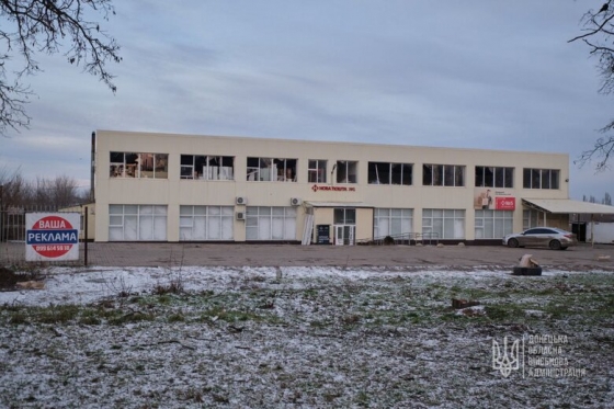 Ніч на Донеччині: було гучно вздовж усієї лінії фронту, є руйнування та жертви
