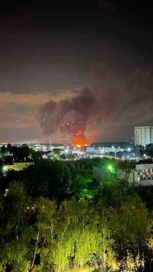 Чергова пожежа в РФ: у підмосковному Одінцово горить склад
