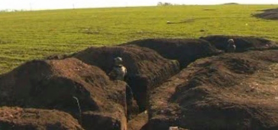 В окупованому Криму місцевих алкоголіків та наркоманів змушують копати траншеї