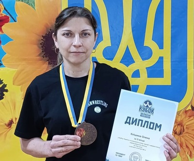 Спортсменка з Краматорська здобула бронзову медаль на Кубку України з армрестлінгу