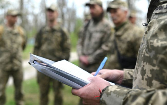 На Львівщині невідомі напали на співробітника ТЦК під час супроводу мобілізованих