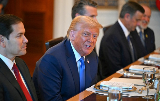 Трамп анонсував більше зброї для України